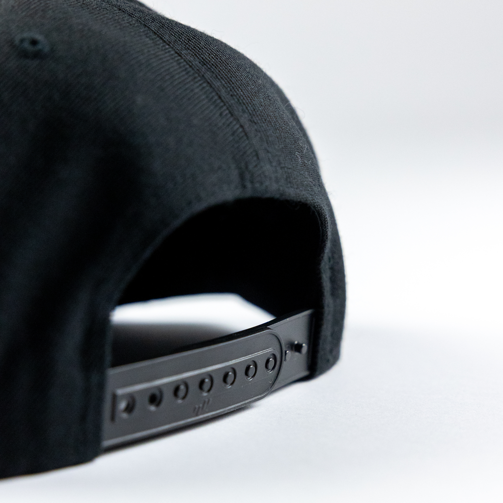 bluepill Embroidery Cap black
